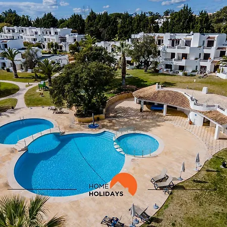 #250 264 By Holidays Appartement *